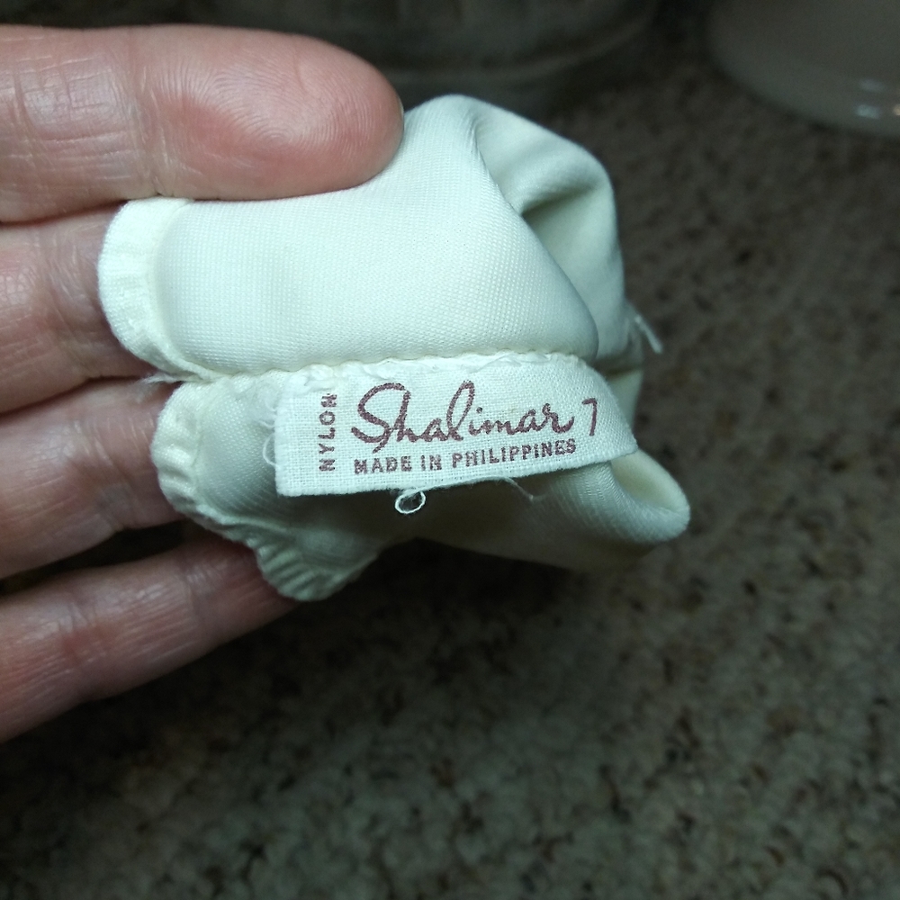 Vintage 1950's Shalimar Handmade Ivory Embroidered Opera Gloves - Picture 12 of 13